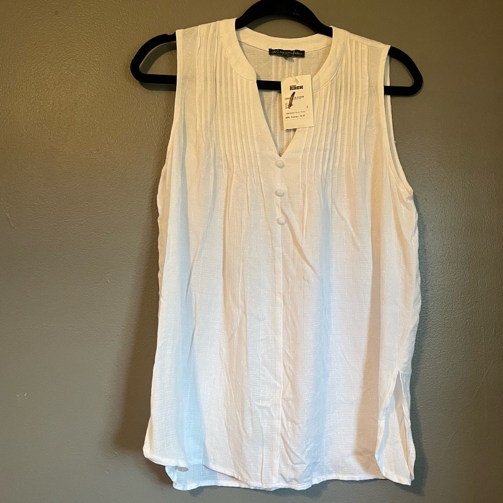 NWT Adrianna Papell Sz Small Women’s White Sleeveless Button Blouse Top Ret $79!